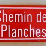 plaques rues batiment